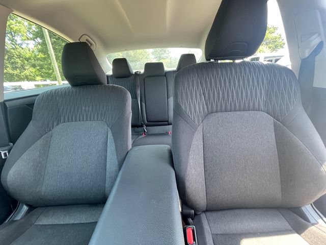 Used 2025 Toyota Camry LE FWD image 11