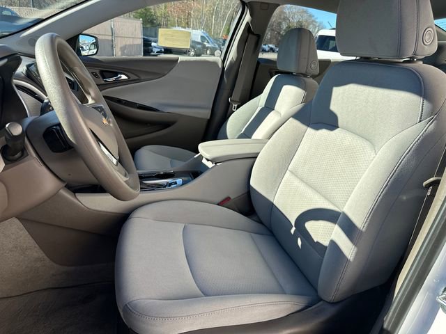 Used 2023 Chevrolet Malibu LT image 38