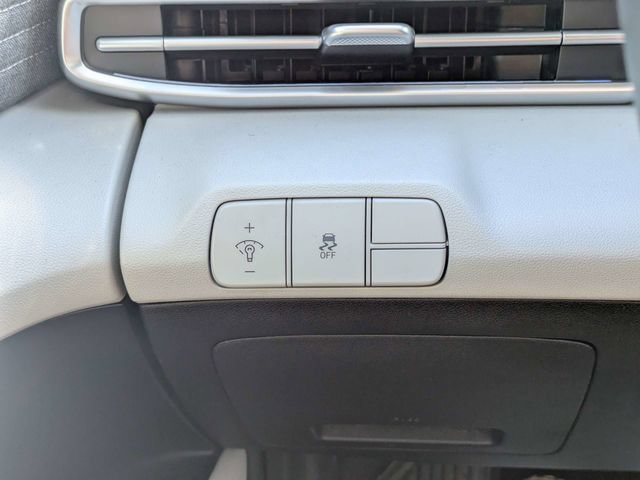 Used 2024 Hyundai Elantra Limited FWD image 24