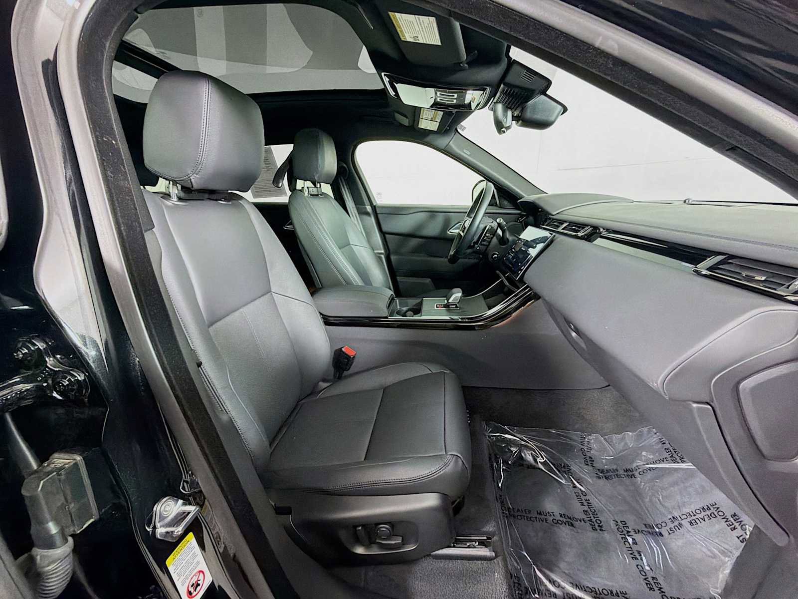 Used 2026 Land Rover Range Rover Velar Dynamic SE AWD/4WD image 28