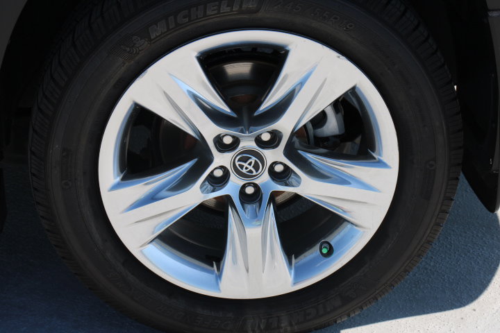 Used 2018 Toyota Highlander Limited image 11