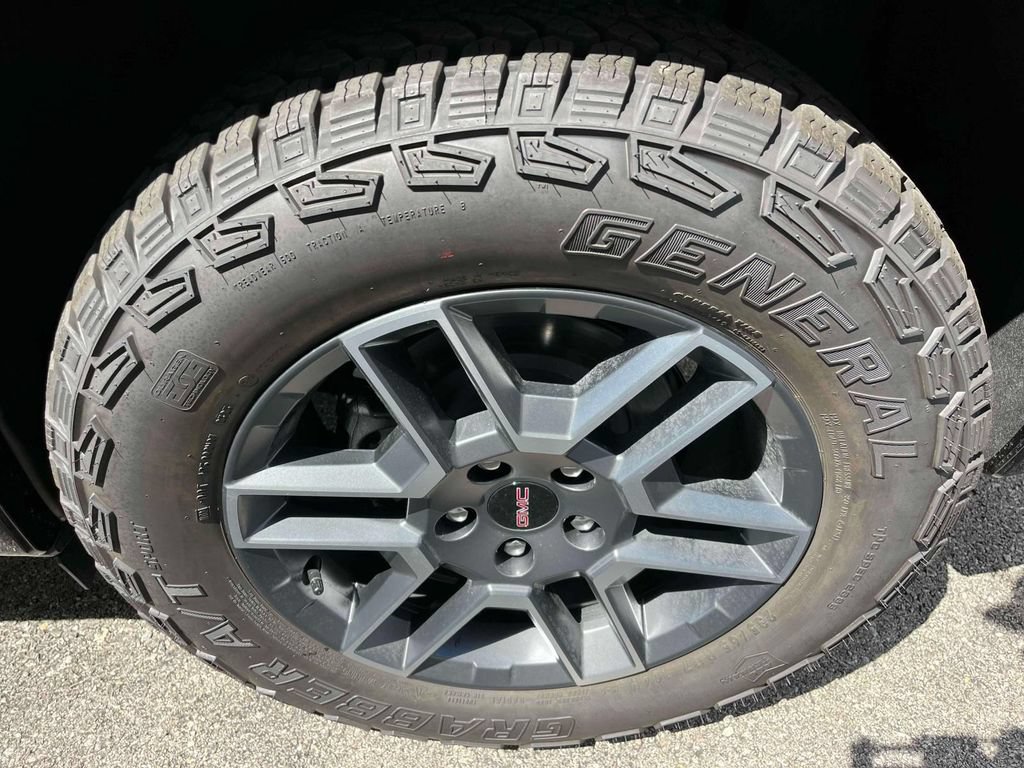 New 2026 GMC Terrain AT4 w/ Convenience Package III AWD/4WD image 11