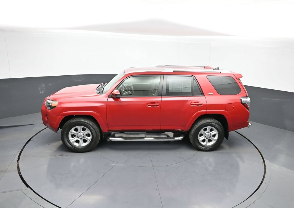 Used 2016 Toyota 4Runner SR5 AWD/4WD image 39