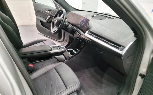 Used 2023 BMW X1 xDrive28i w/ Convenience Package image 14