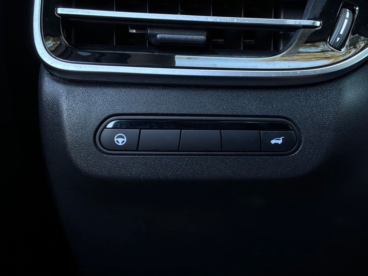 Used 2026 INFINITI QX60 Luxe FWD image 31
