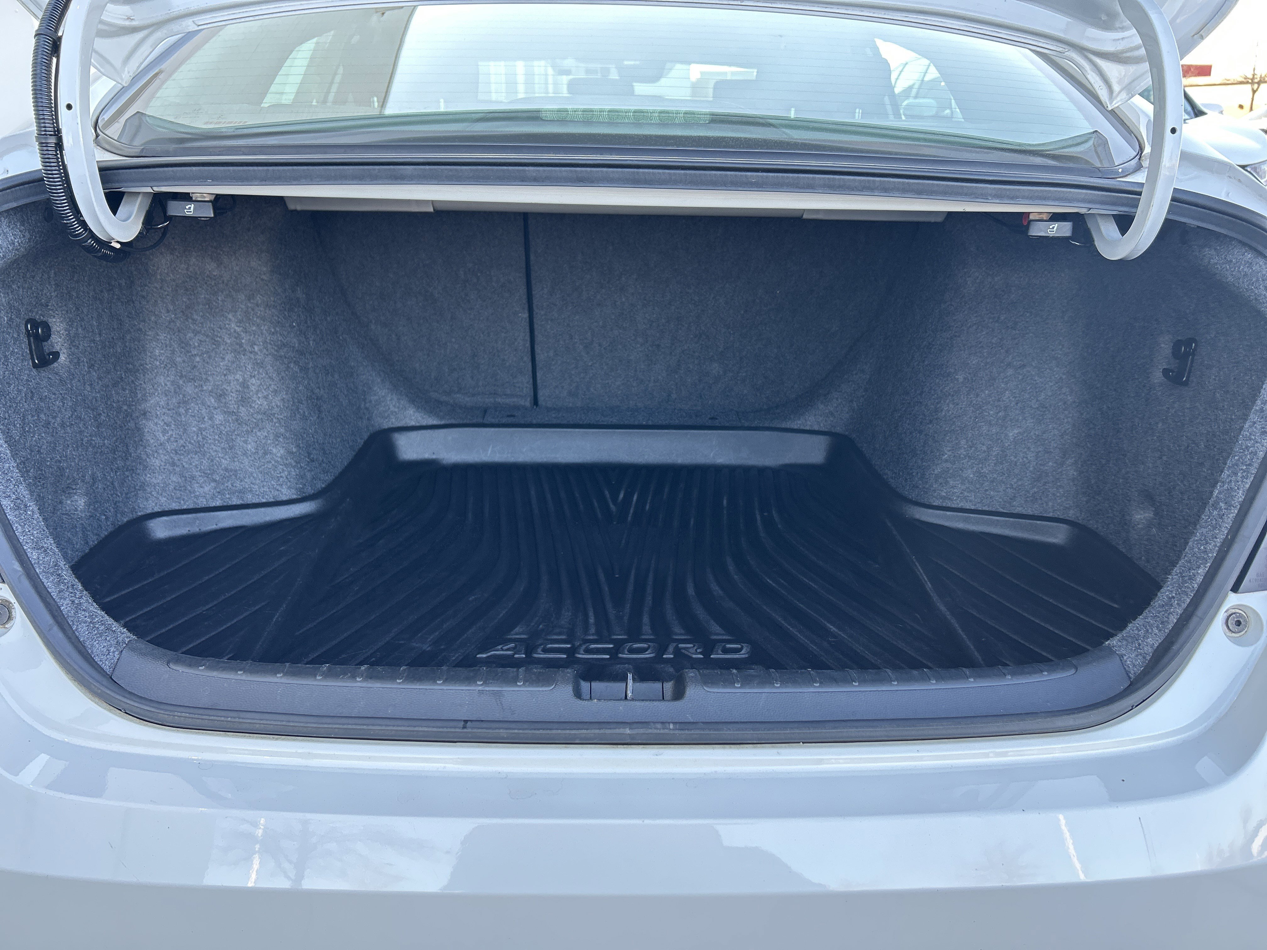 Certified 2018 Honda Accord EX image 30