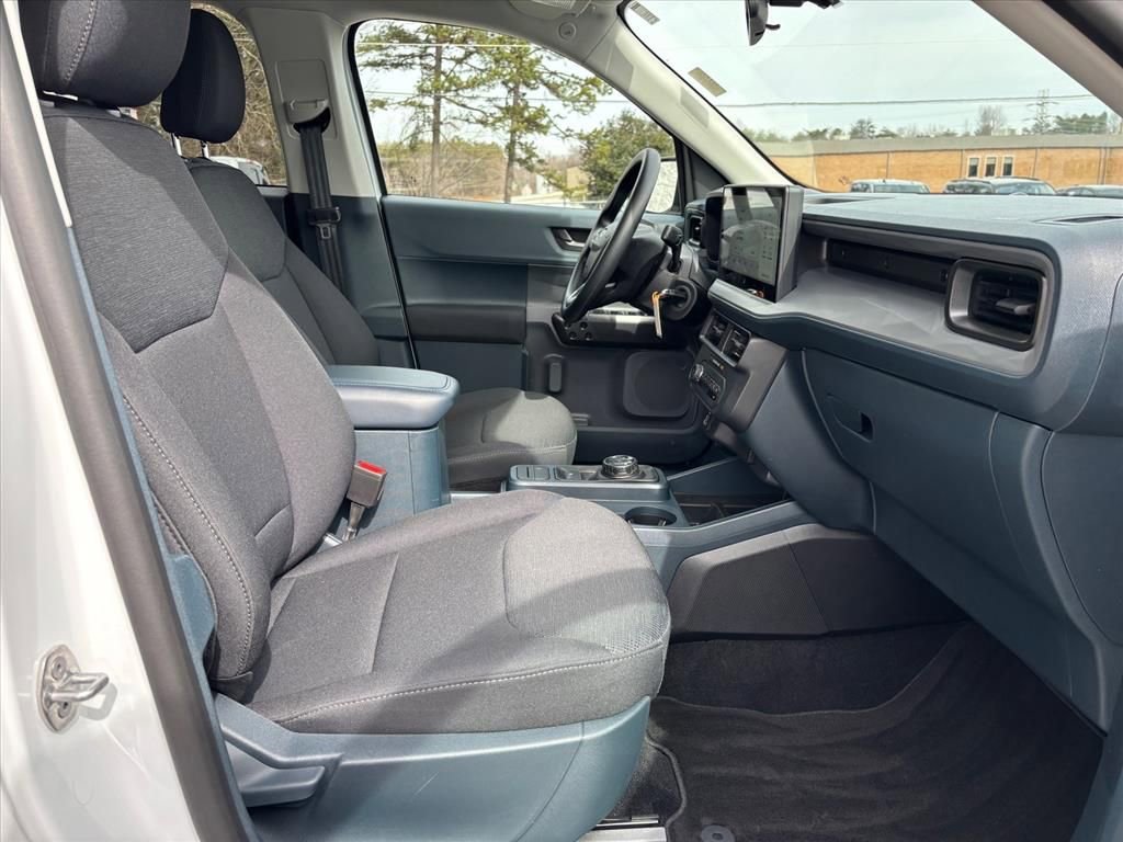 Used 2025 Ford Maverick XL image 12