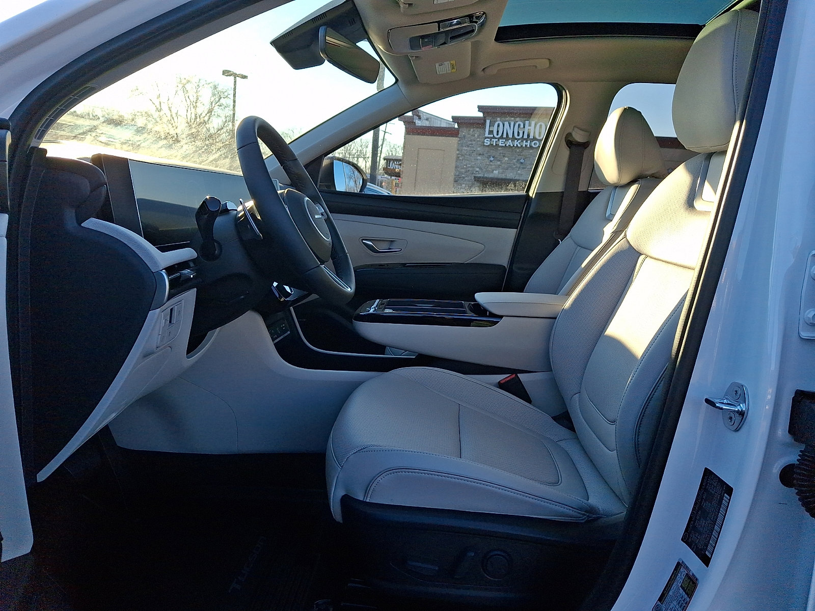 New 2026 Hyundai Tucson Limited image 6