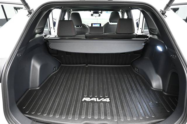 Certified 2024 Toyota RAV4 SE w/ Weather & Moonroof Package AWD/4WD image 18