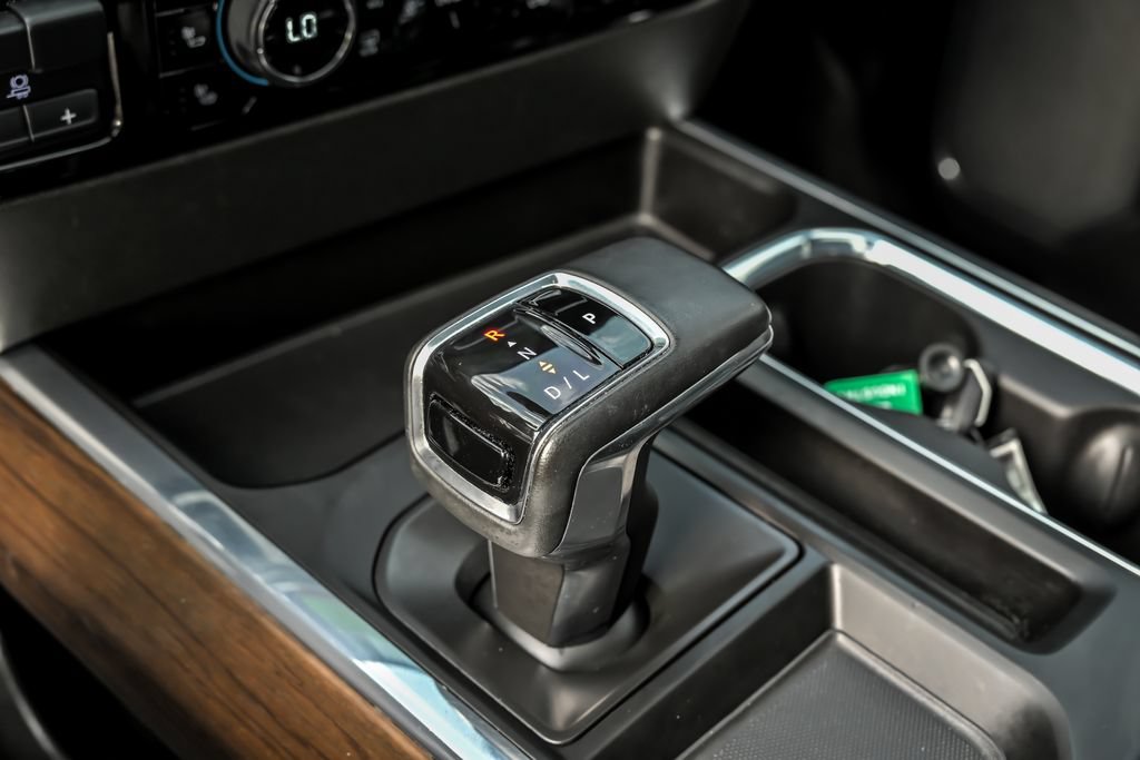 Used 2023 Chevrolet Silverado 1500 High Country w/ High Country Premium Package AWD/4WD image 26