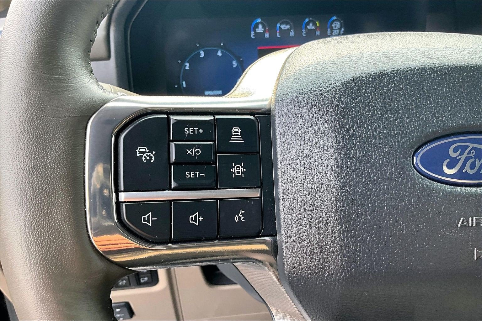 Used 2026 Ford F150 Platinum w/ Equipment Group 703A Plus AWD/4WD image 17