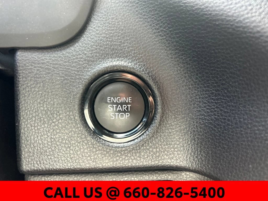 Certified 2025 Toyota Tundra SR5 AWD/4WD image 17