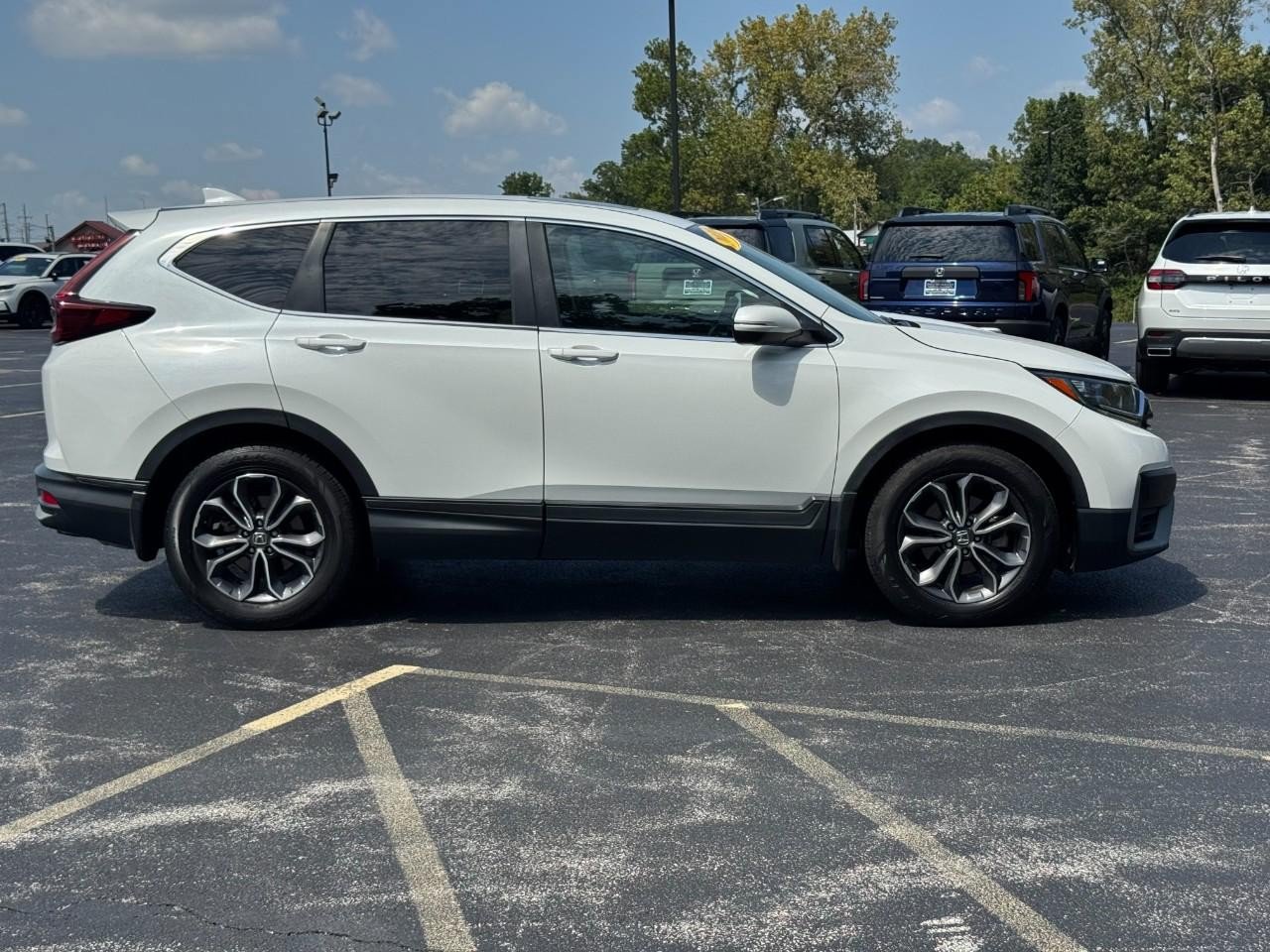 Used 2022 Honda CR-V EX image 3