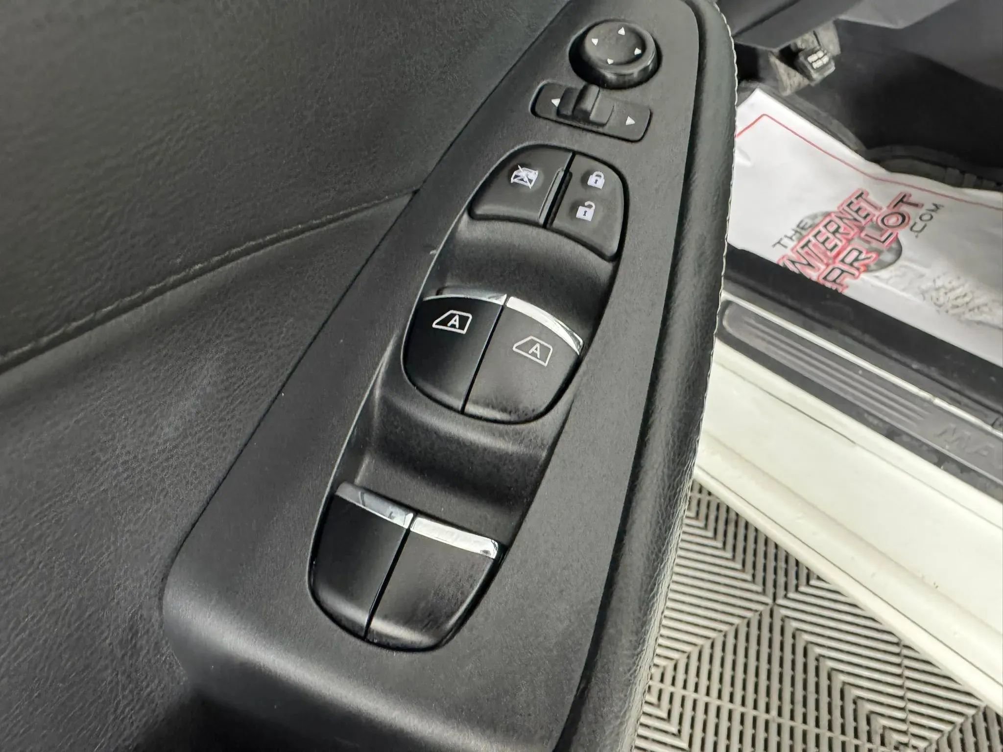 Used 2022 Nissan Maxima SV w/ Floor Mat Group image 40