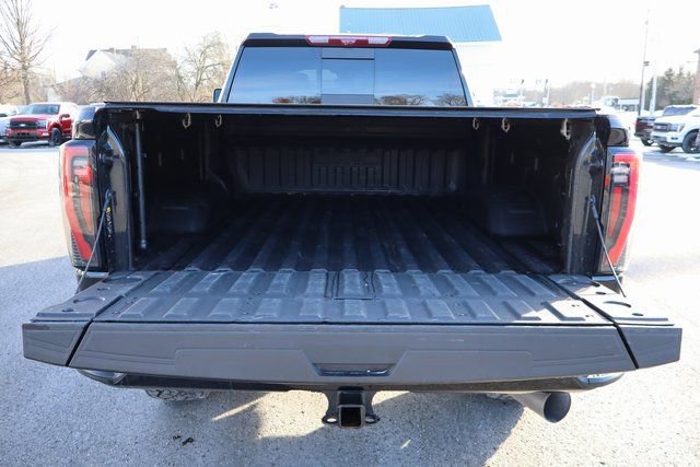Used 2025 GMC Sierra 2500 AT4 w/ AT4 Premium Plus Package image 18