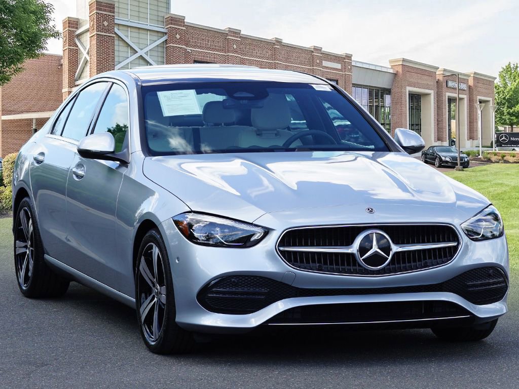 Certified 2025 Mercedes-Benz C 300 4MATIC Sedan image 3