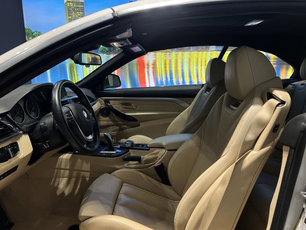Used 2016 BMW 428i xDrive Convertible image 16