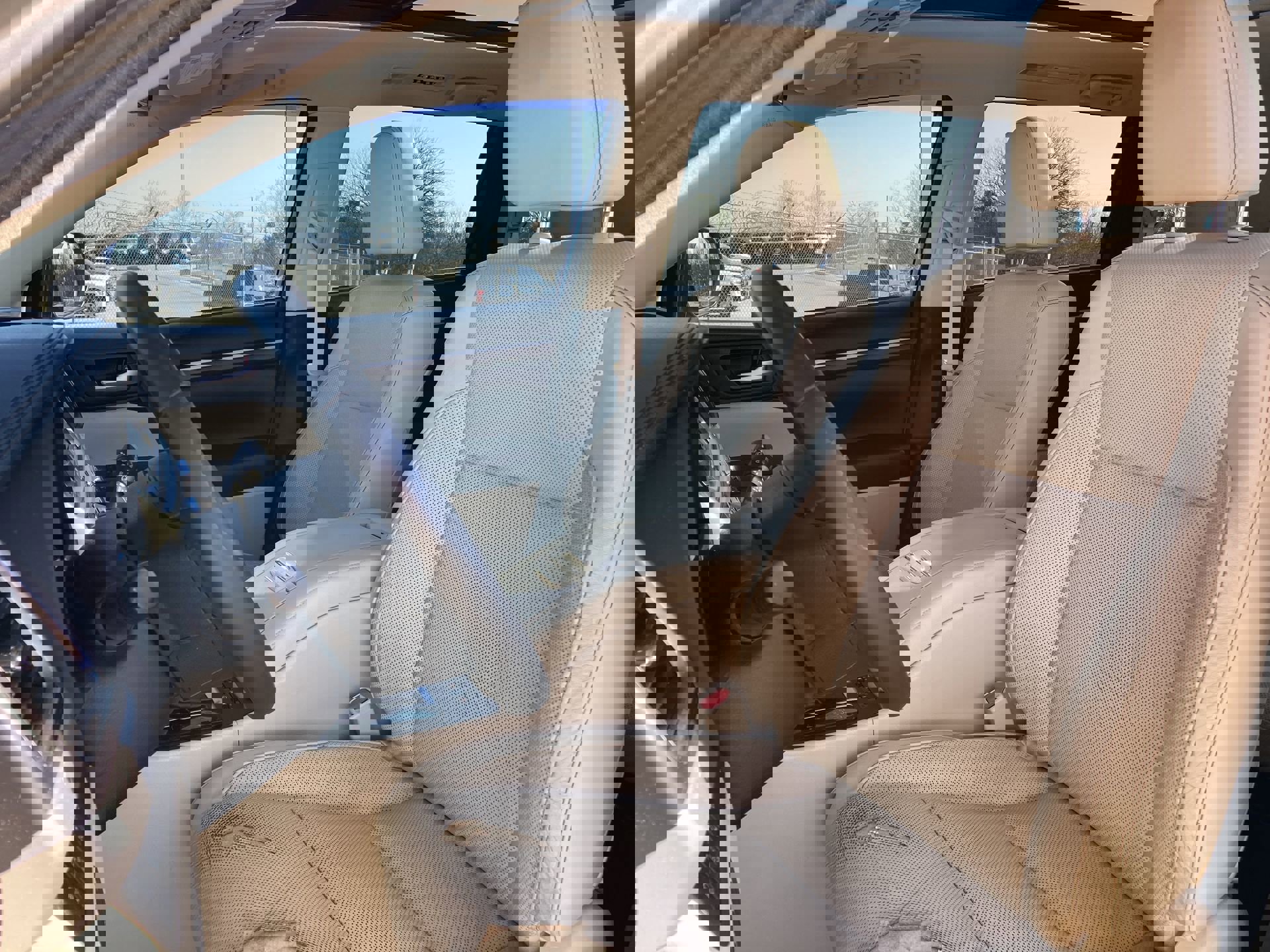 Used 2016 Toyota Highlander Limited Platinum image 13