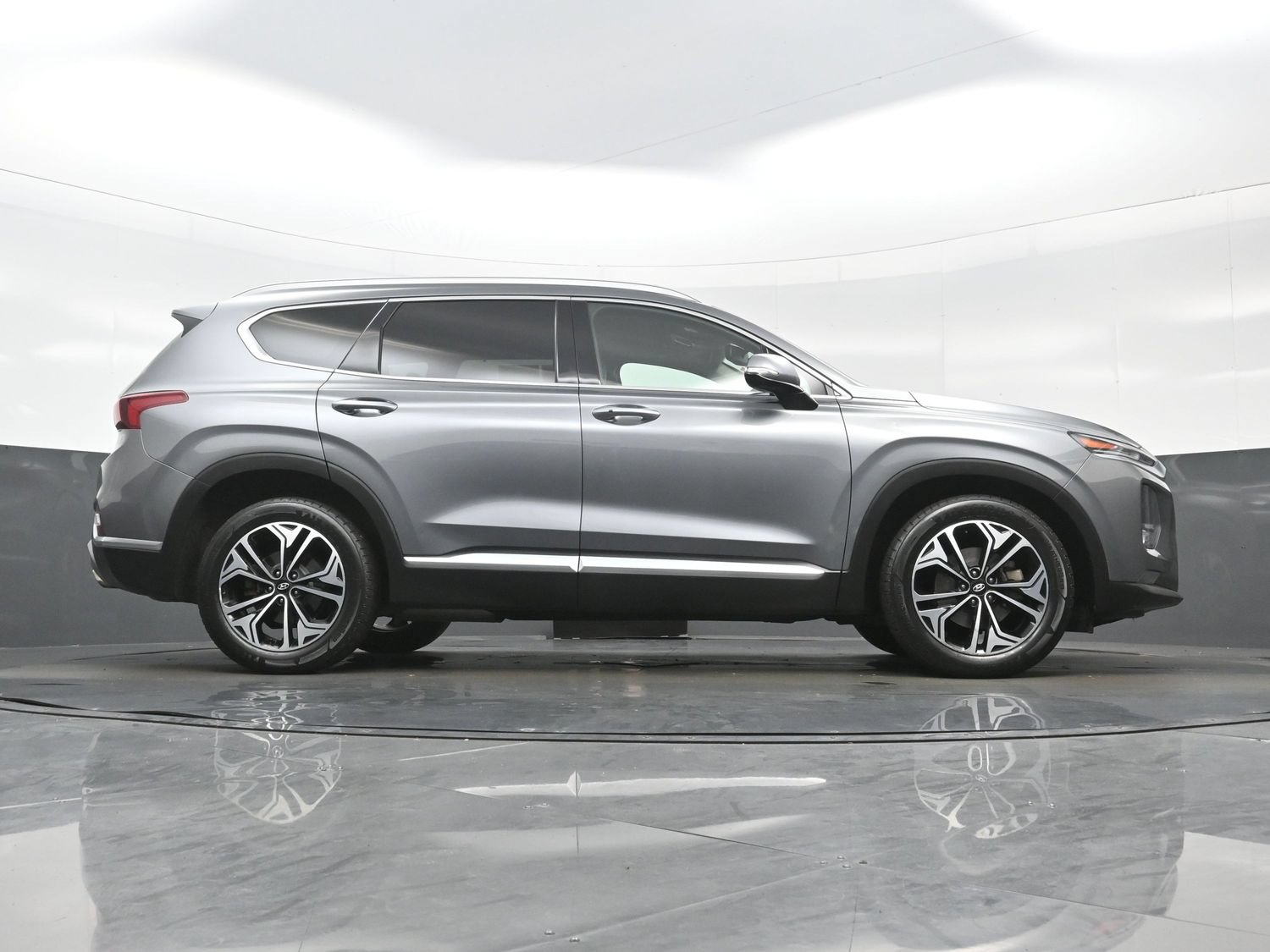 Used 2019 Hyundai Santa Fe AWD image 34