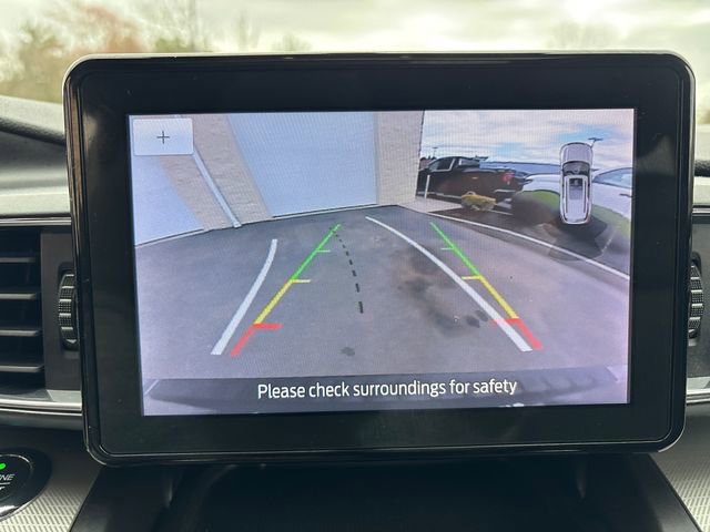 Used 2020 Ford Explorer XLT w/ Equipment Group 202A image 34