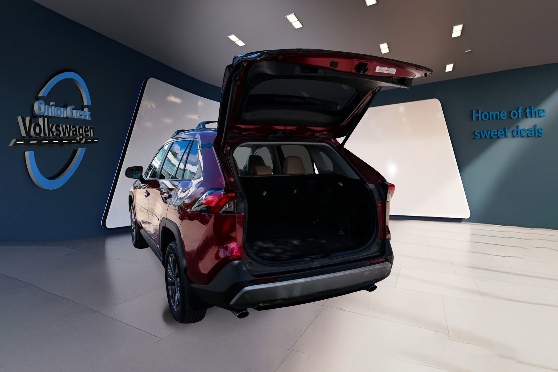 Used 2024 Toyota RAV4 Limited image 43