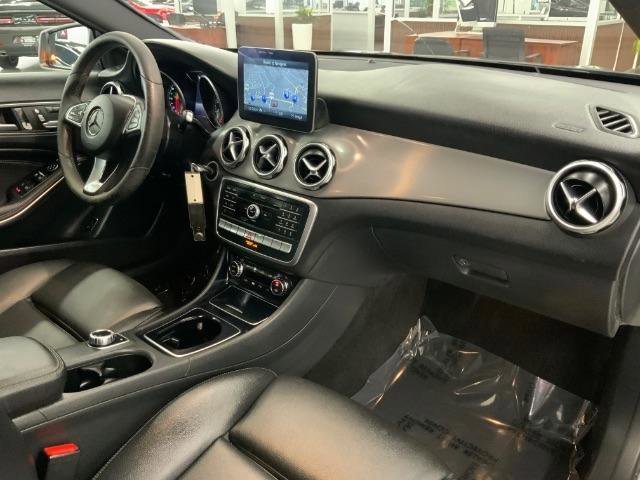 Used 2018 Mercedes-Benz GLA 250 4MATIC image 10