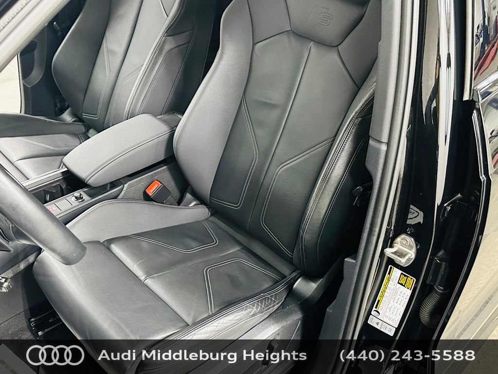 Certified 2023 Audi Q3 2.0T Premium Plus w/ Premium Plus Package AWD/4WD image 28