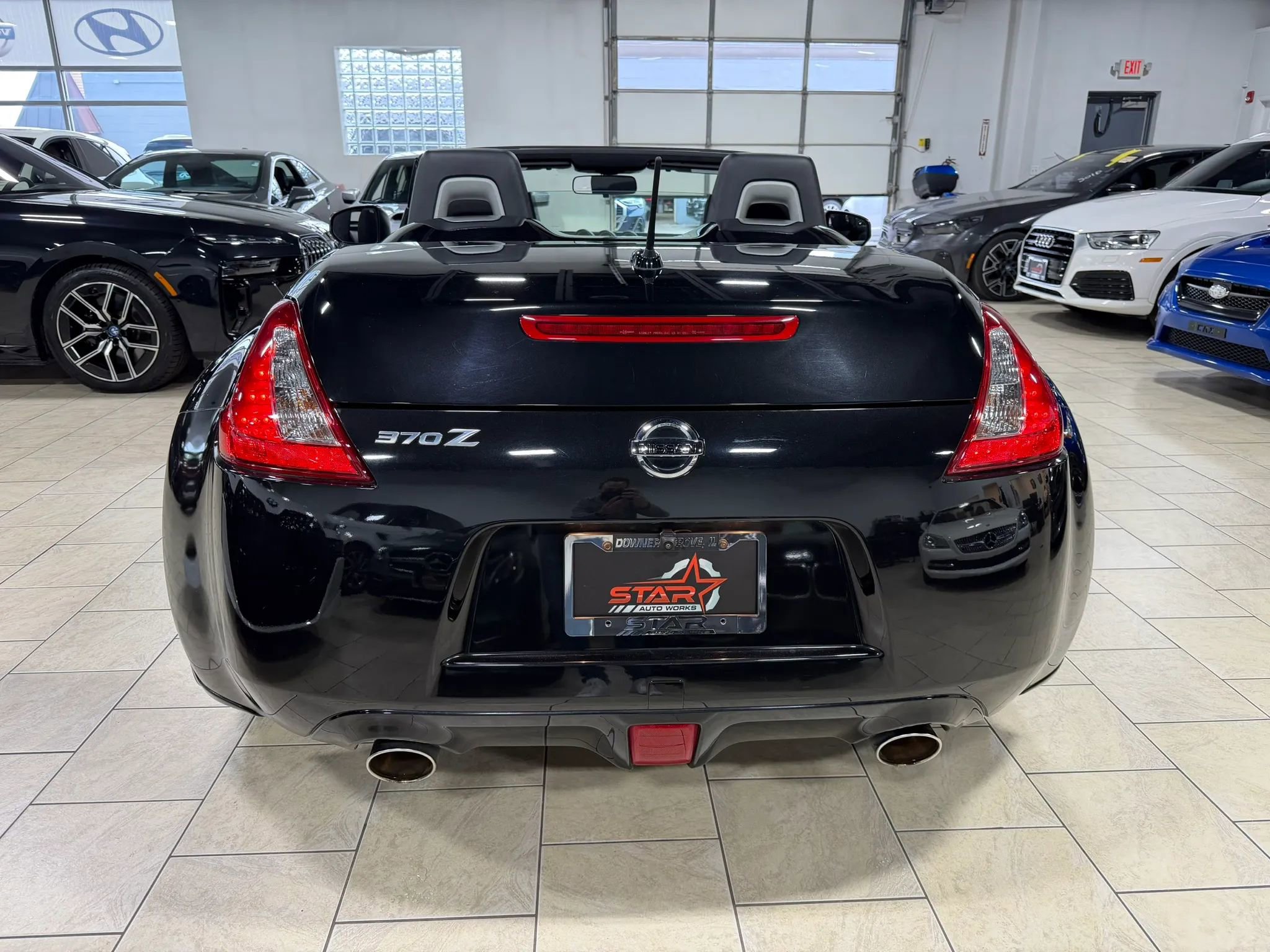 Used 2016 Nissan 370Z Roadster RWD image 5