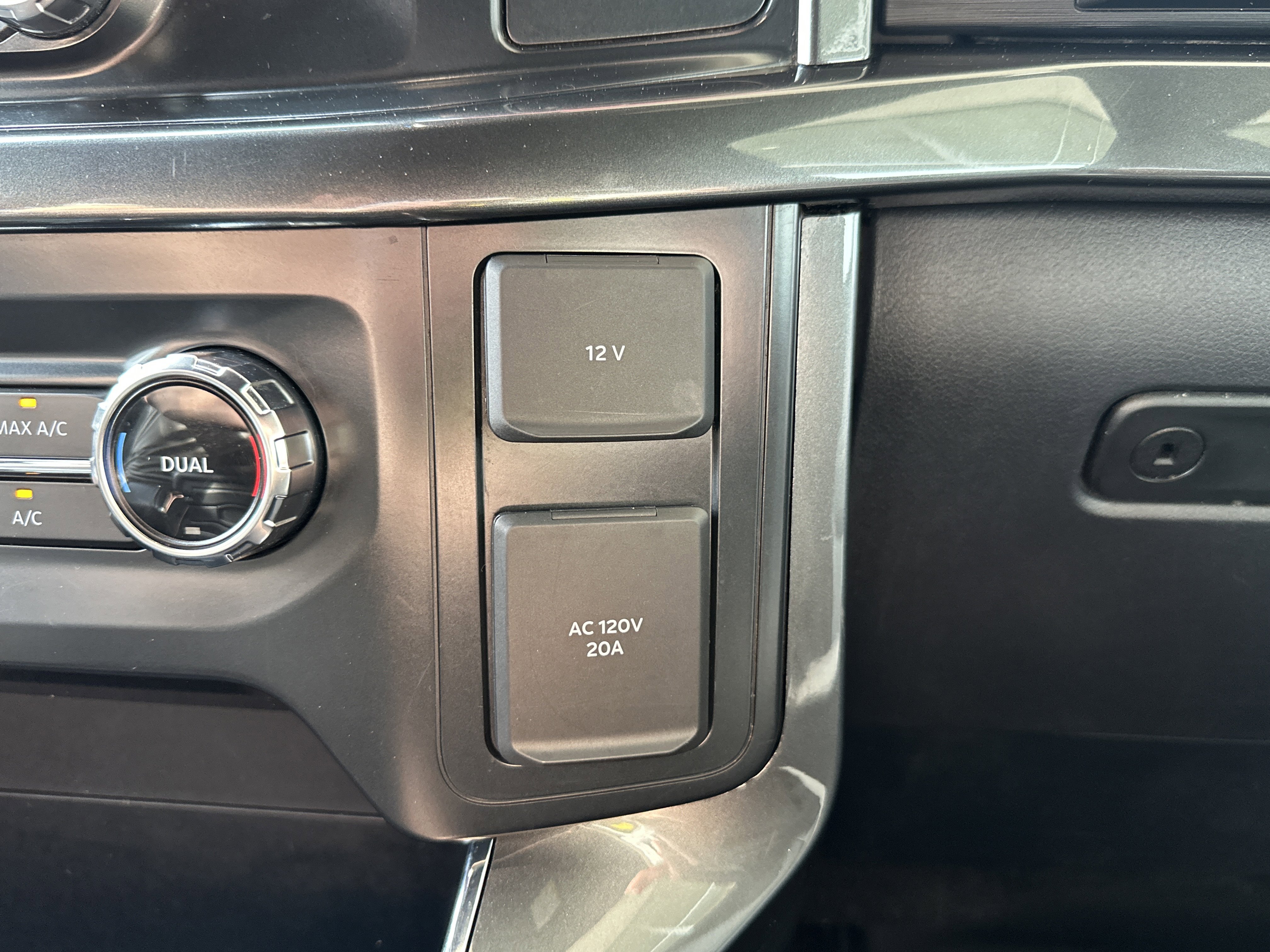 Used 2022 Ford F150 XLT w/ Equipment Group 301A Mid AWD/4WD image 32