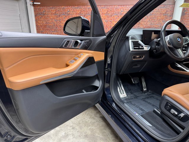 Certified 2023 BMW X7 xDrive40i w/ Dynamic Handling Package image 9