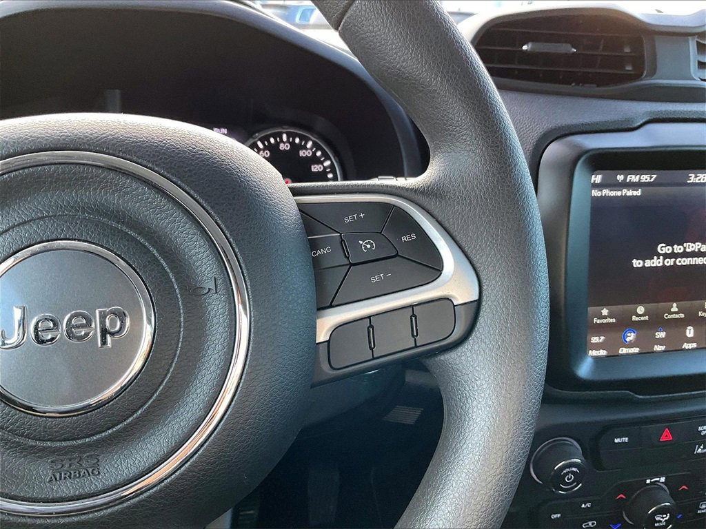 Used 2023 Jeep Renegade Latitude image 24