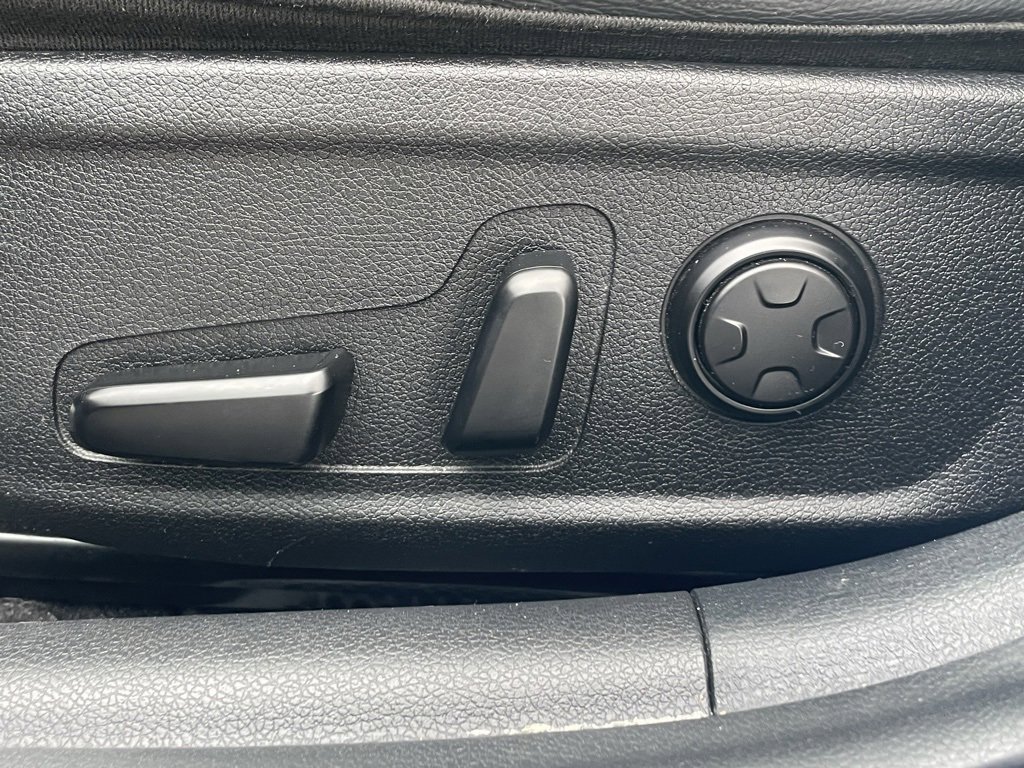 Used 2021 Kia Stinger GT-Line w/ Sun & Sound Package image 23