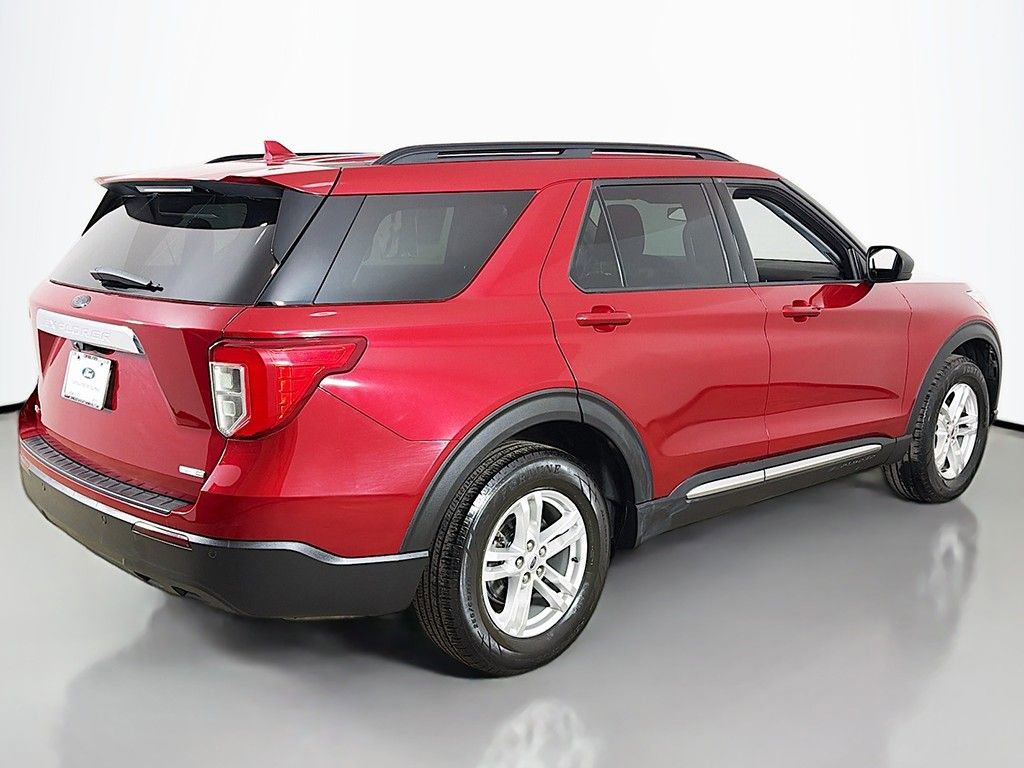 Used 2020 Ford Explorer XLT w/ Comfort Package image 10