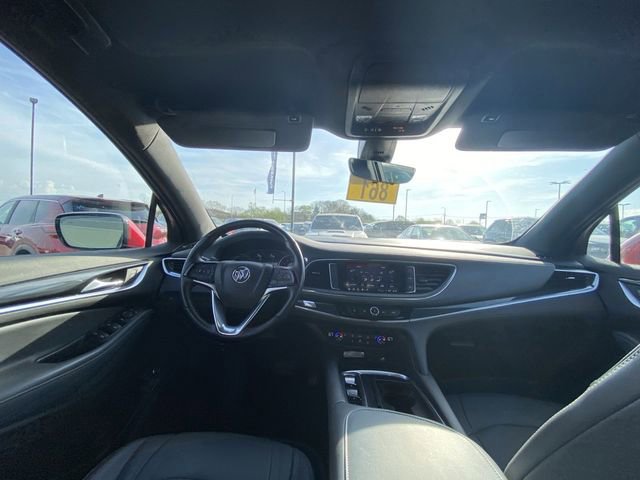 Used 2024 Buick Enclave Essence w/ Sport Touring Edition image 5