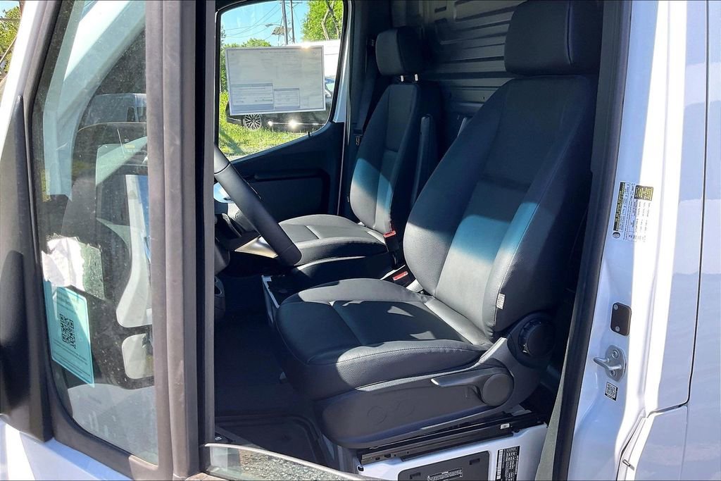 New 2026 Mercedes-Benz Sprinter 2500 image 8