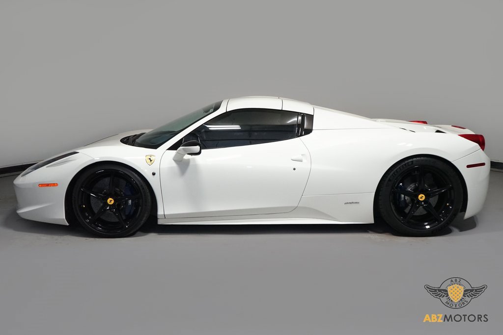 Used 2015 Ferrari 458 Spider image 6