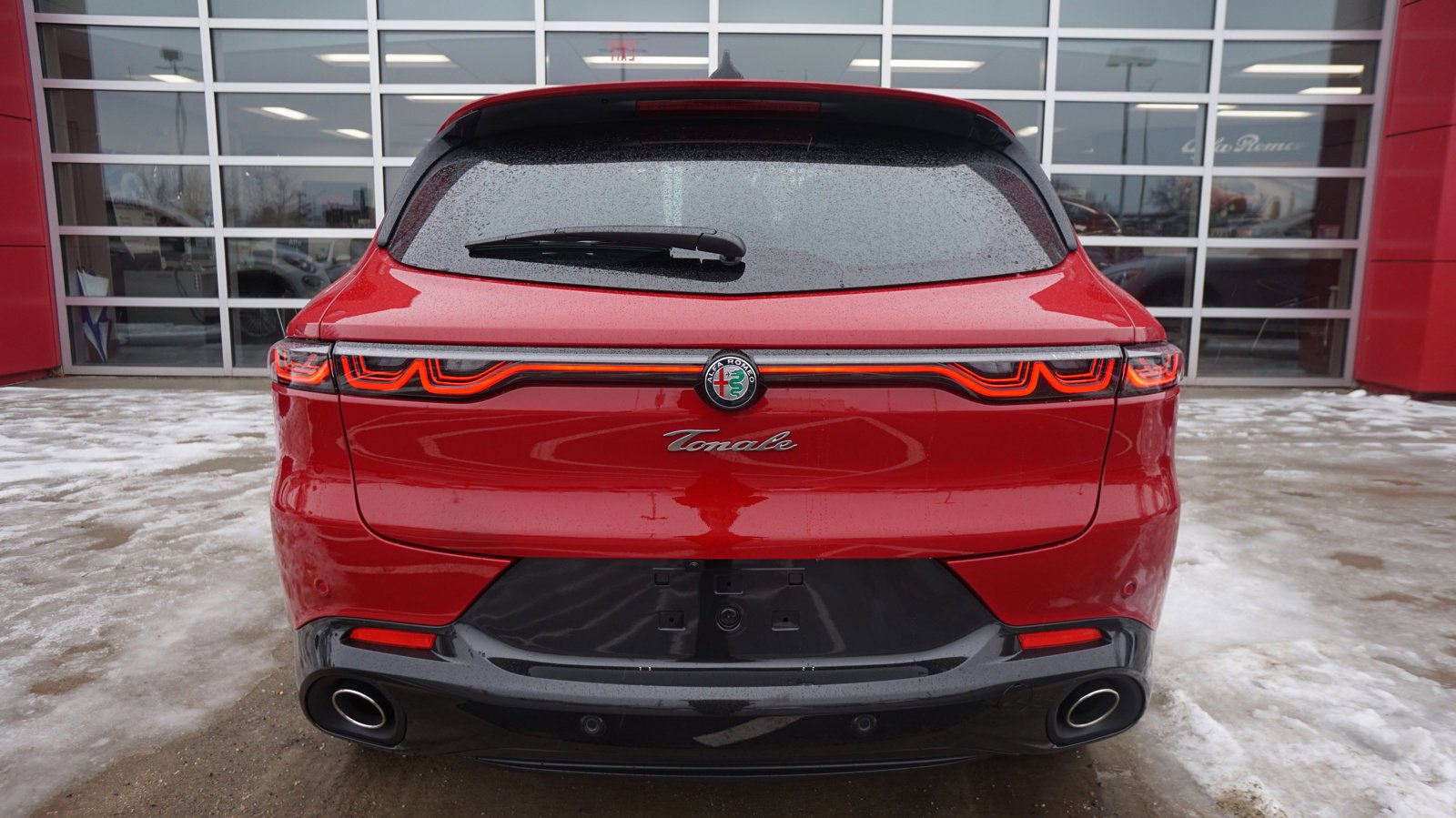 New 2024 Alfa Romeo Tonale Veloce image 9