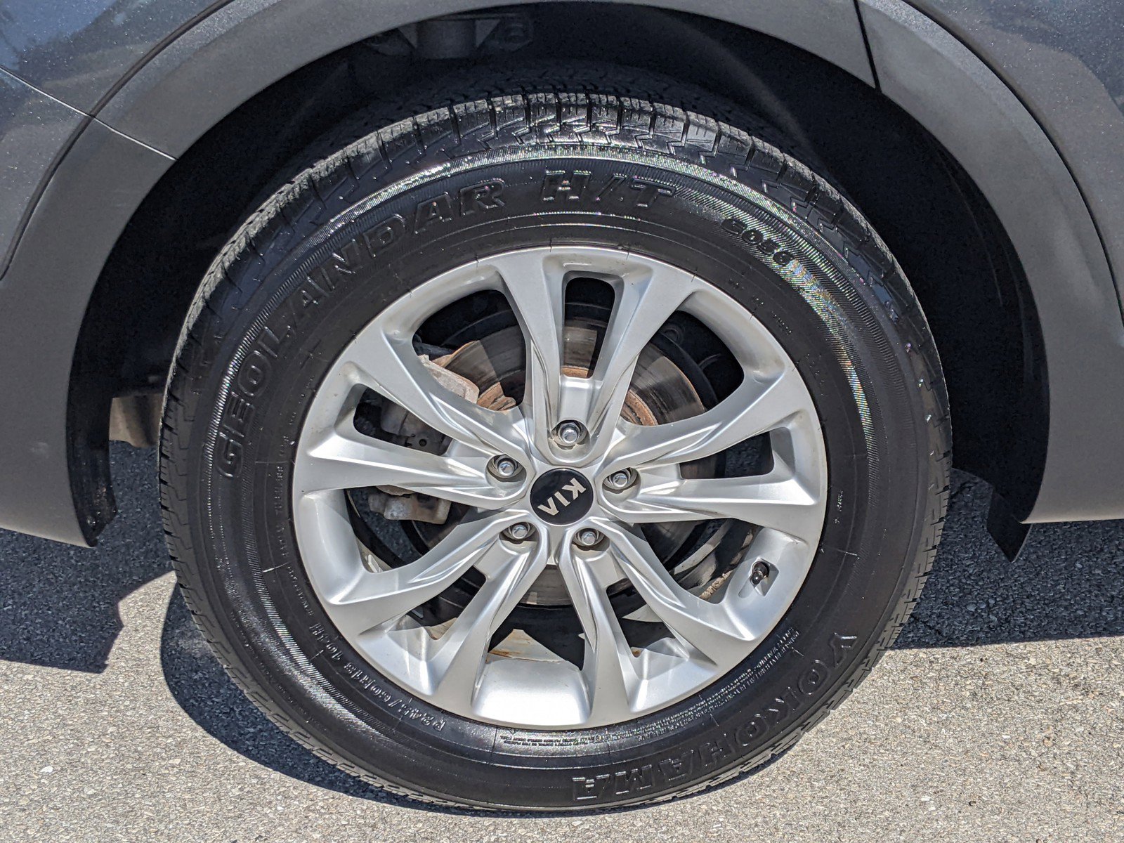 Used 2020 Kia Telluride LX image 17