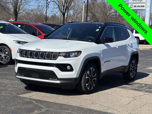 Used 2023 Jeep Compass Limited image 29