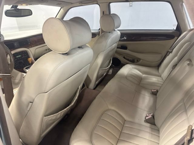 Used 2000 Jaguar XJ8 RWD image 17