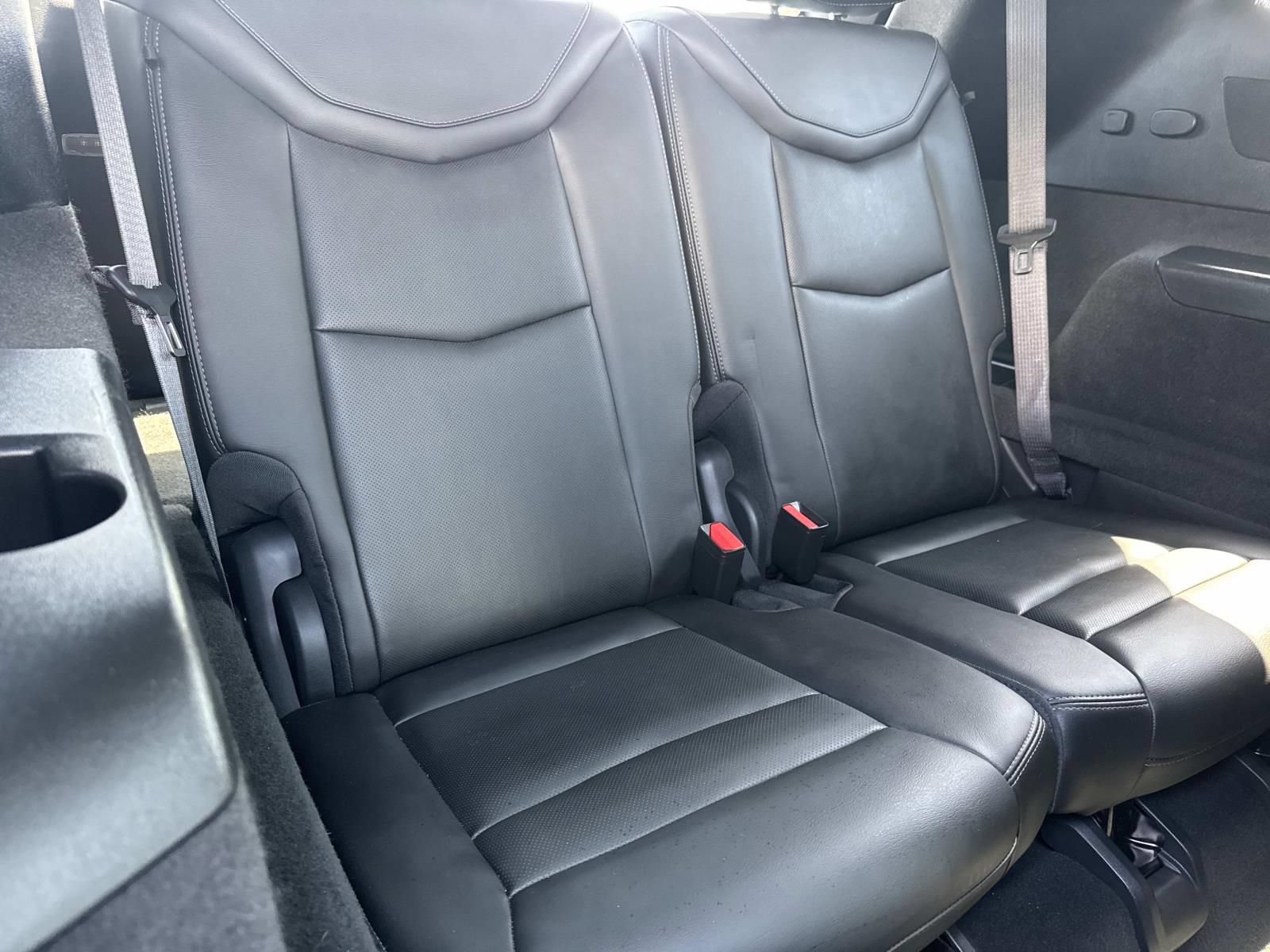 Used 2024 Cadillac XT6 Premium Luxury FWD image 10