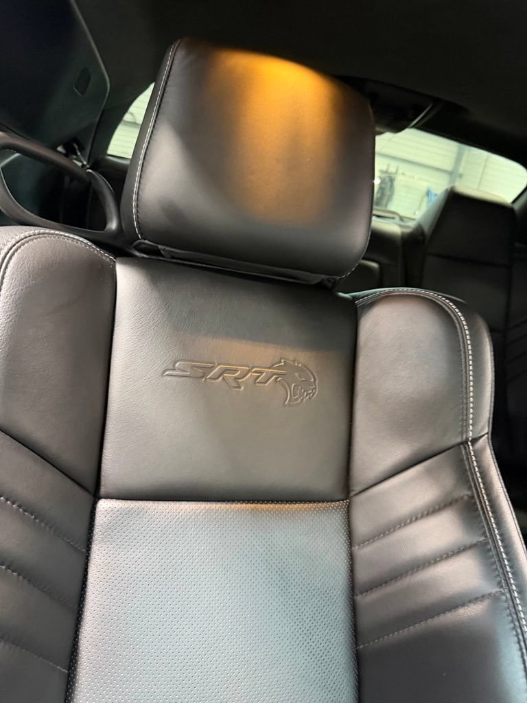 Used 2022 Dodge Challenger SRT Hellcat w/ Plus Package RWD image 20