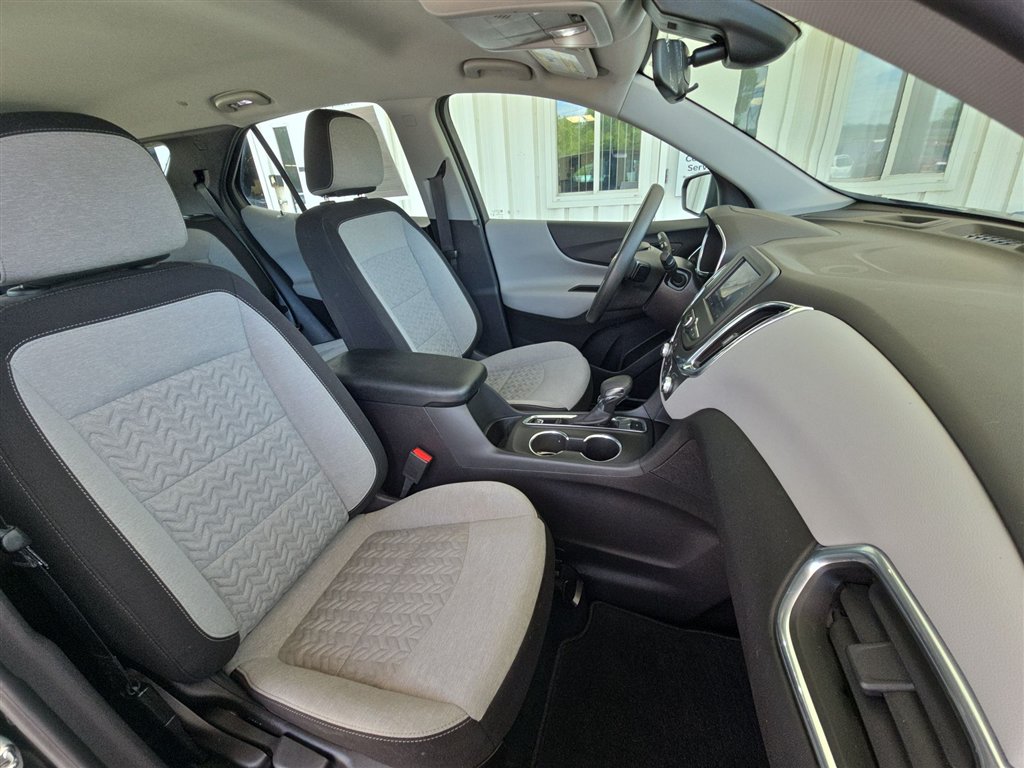 Used 2024 Chevrolet Equinox LS w/ Midnight Edition AWD/4WD image 26