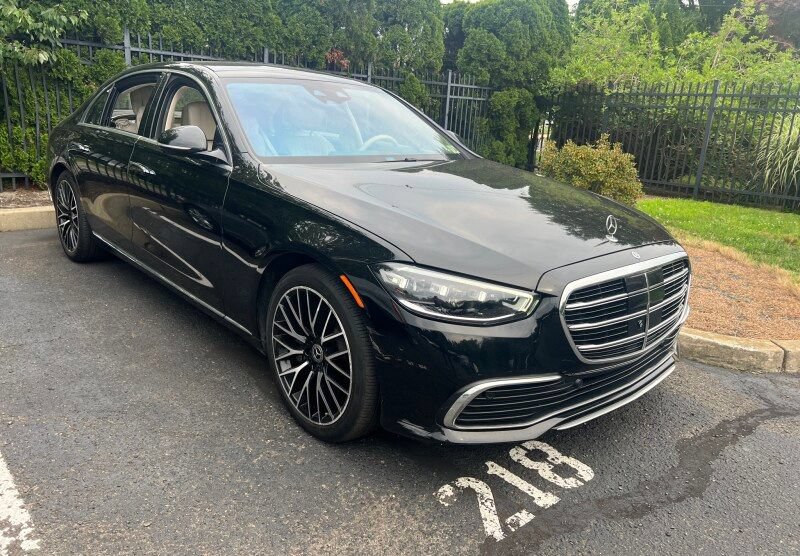 Used 2023 Mercedes-Benz S 500 4MATIC image 11