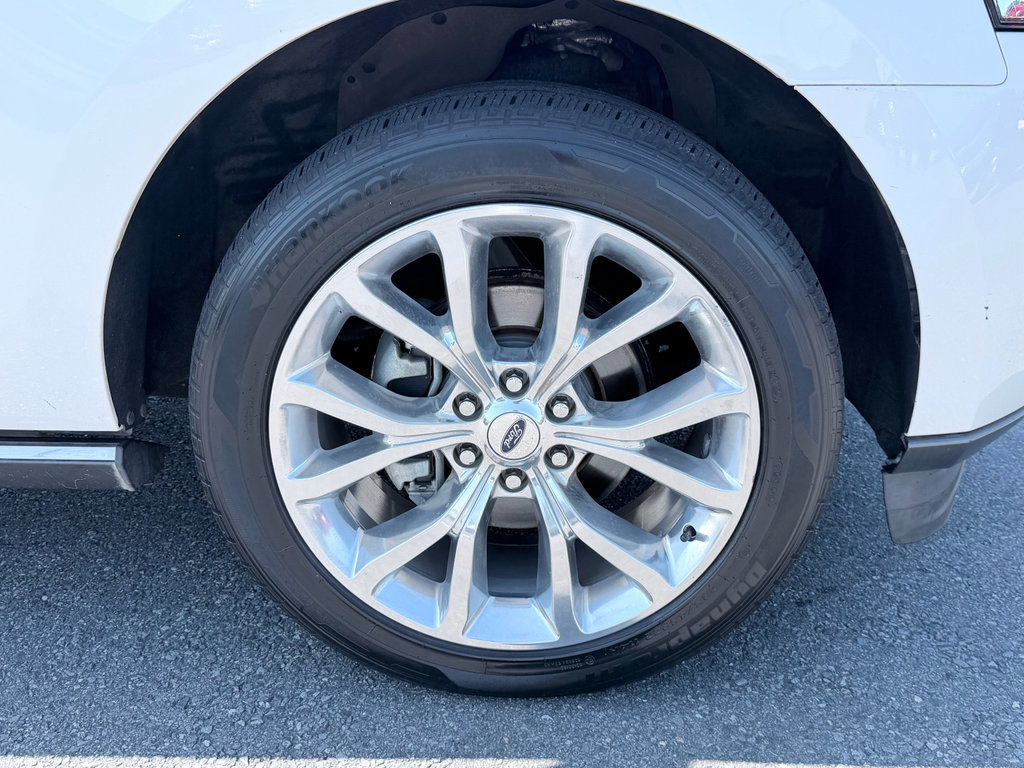 Used 2018 Ford Expedition Max Limited w/ Equipment Group 301A RWD image 33