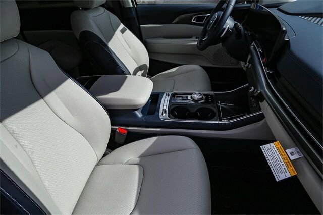 New 2026 Kia Carnival SX Prestige image 11