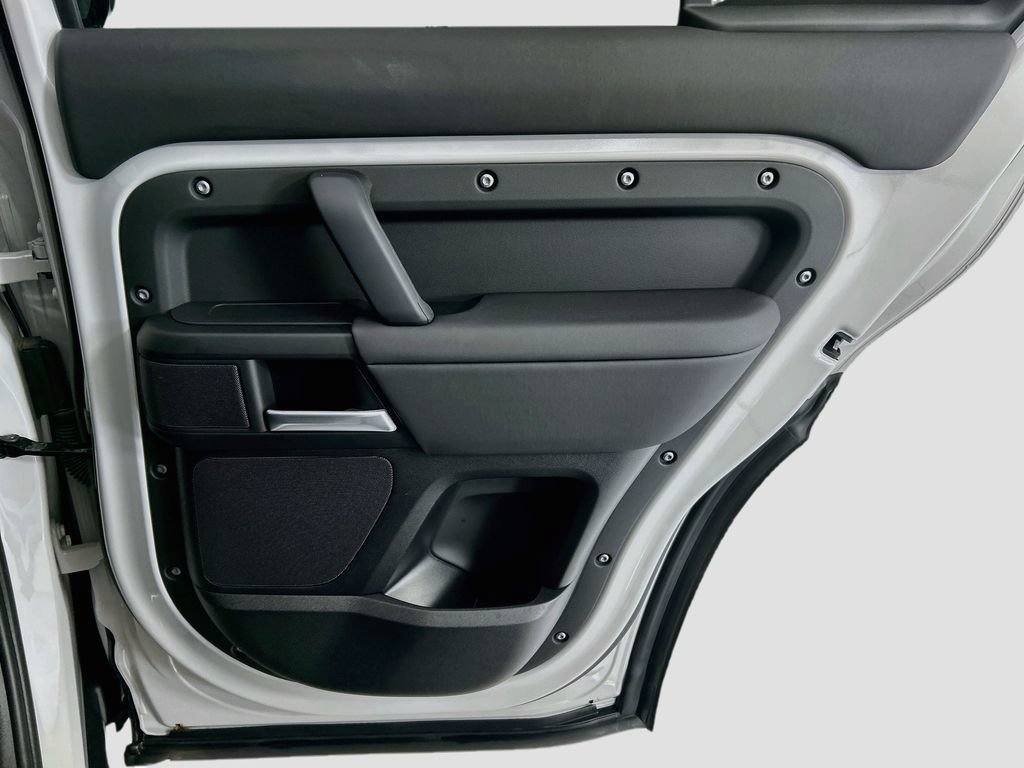 Certified 2026 Land Rover Defender 110 S AWD/4WD image 26