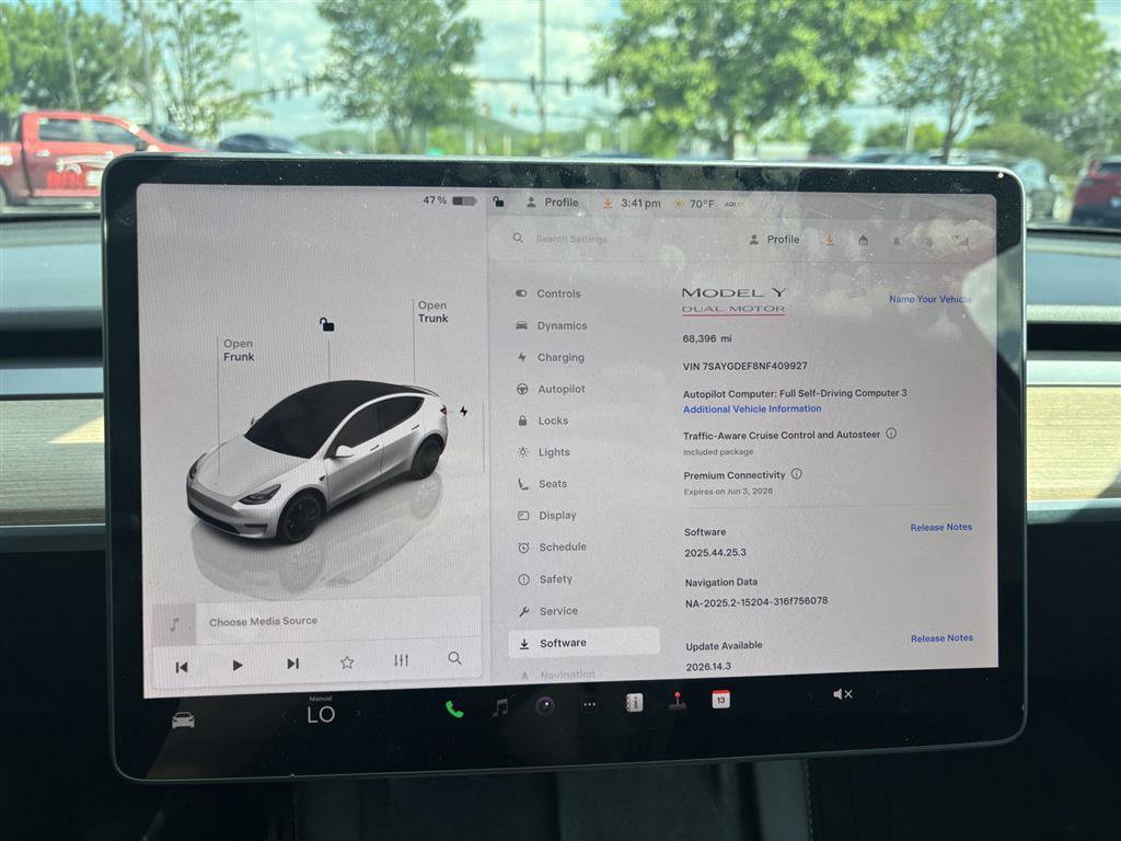 Used 2022 Tesla Model Y Performance AWD/4WD image 25