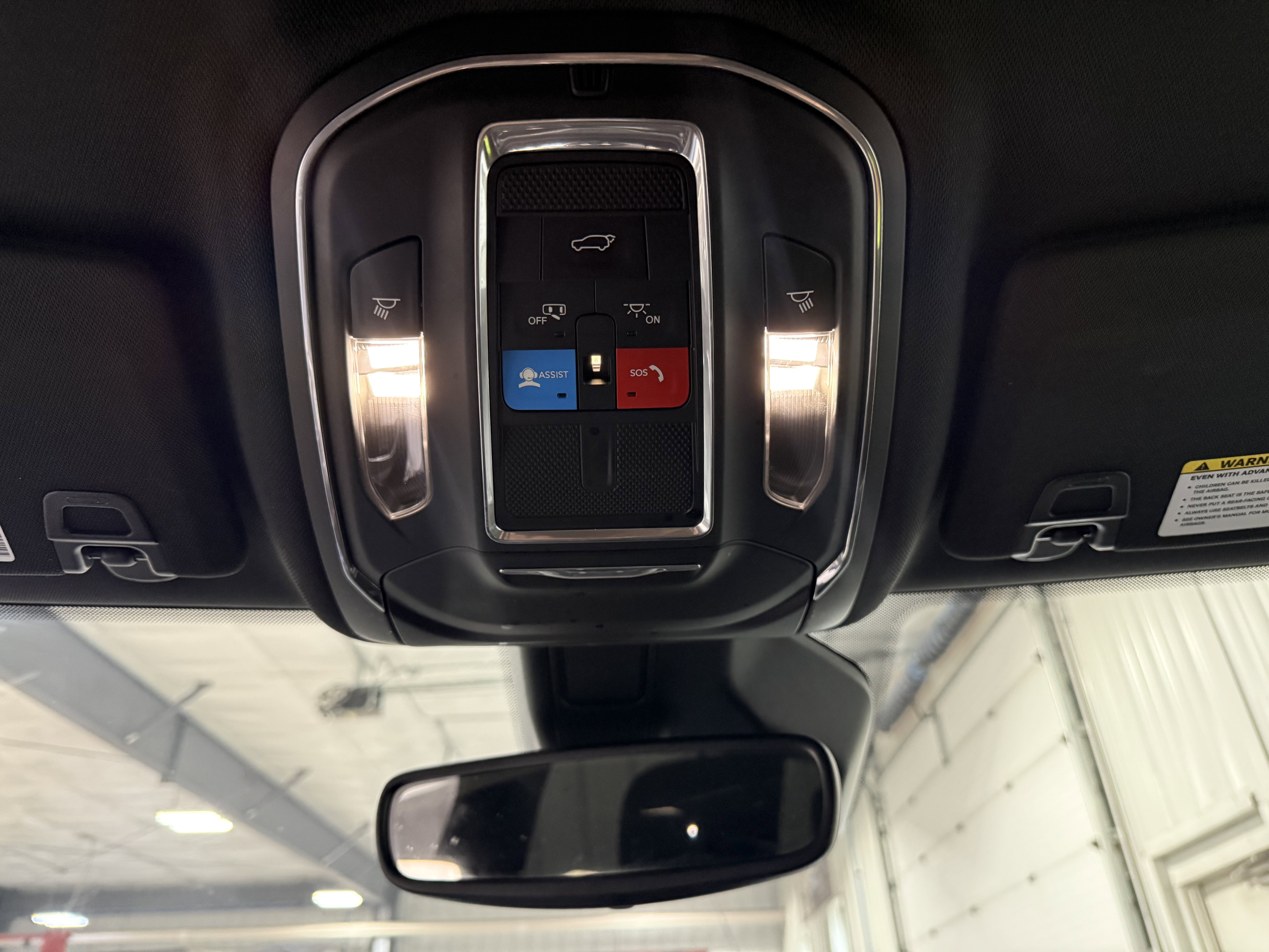 Used 2024 Jeep Grand Cherokee L Laredo w/ Luxury Tech Group I image 27