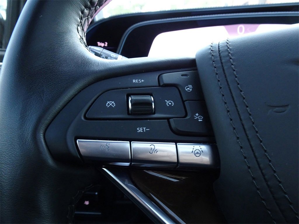 Certified 2023 Cadillac Escalade ESV Sport Platinum w/ LPO, ONYX Package image 26